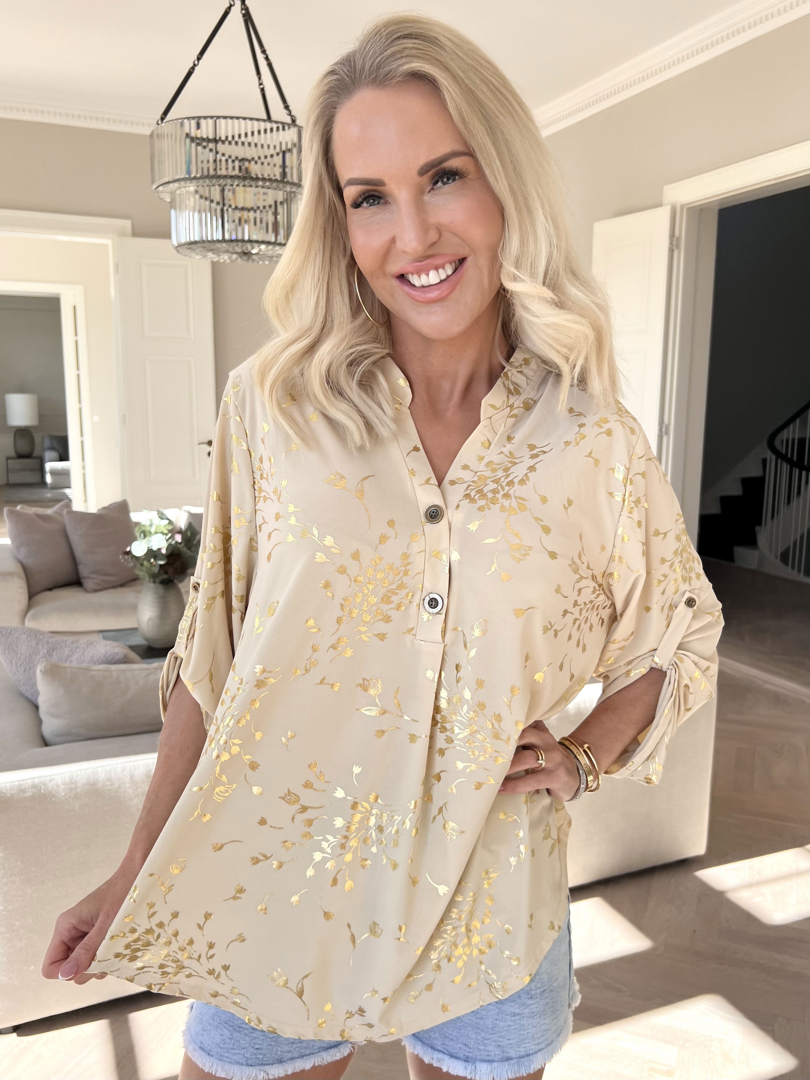 Ebba Gold Leaf Shirt - Elastisk blus mönstrad med bladguld